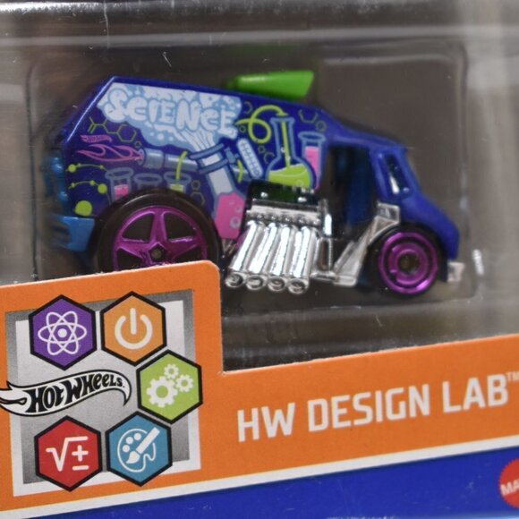 Hot Wheels 2022 HW Design Lab Series 5 Vehicle Gift Pack #HLY72 1:64 Scale - Picture 5 of 11